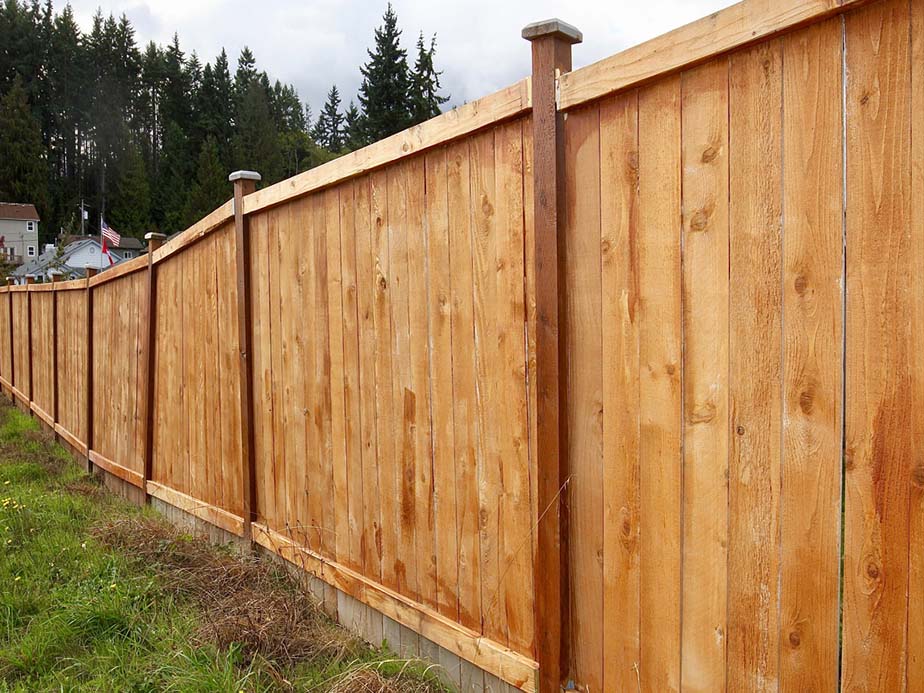 Bedford New York wood privacy fencing